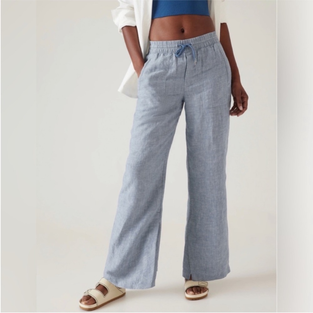 Athleta Retreat Linen Wide Leg Pant. Chambray blue. Size 2